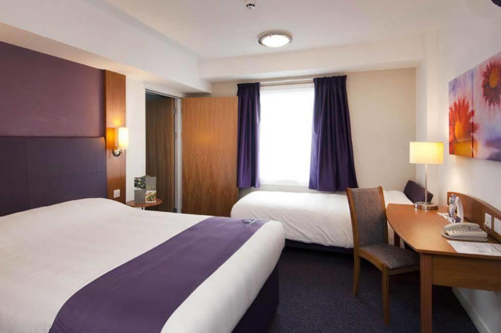 Premier Inn Рамсггейт Экстерьер фото