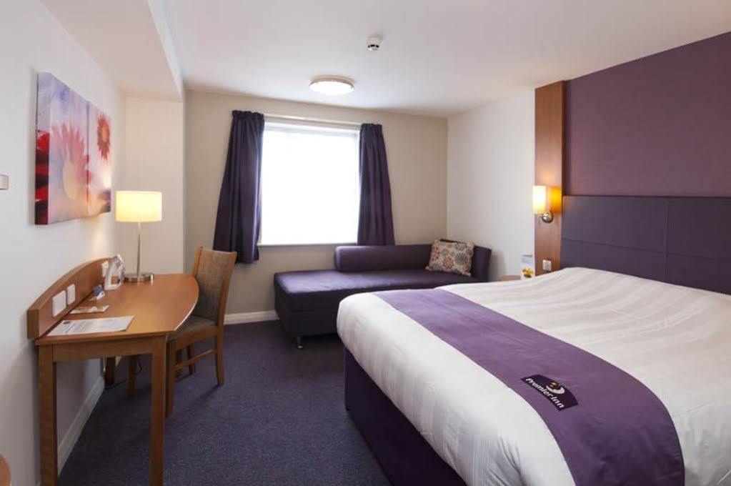 Premier Inn Рамсггейт Экстерьер фото